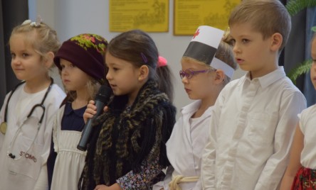 TARNOGRODZKIE PRZEDSZKOLAKI DLA TARNOGRODZKICH SENIORÓW