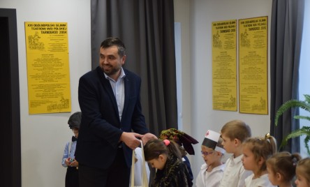 TARNOGRODZKIE PRZEDSZKOLAKI DLA TARNOGRODZKICH SENIORÓW