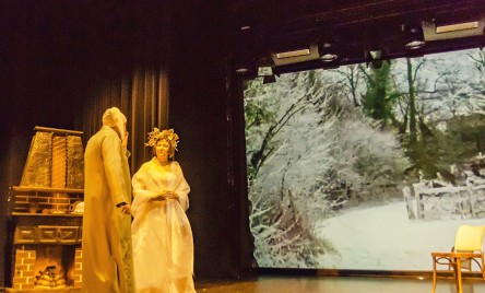 „Opowieść wigilijna” Karola Dickensa na scenie Tarnogrodzkiego Ośrodka Kultury - premiera