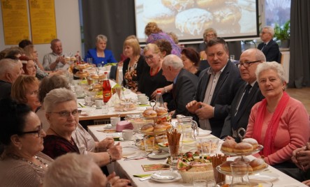 Tłusty czwartek w tarnogrodzkim Klubie Seniora