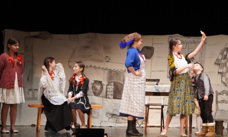 POWIATOWE ŚWIĘTO TEATRU