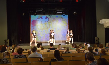 Dzień dziecka z tańcem, teatrem i zabawą