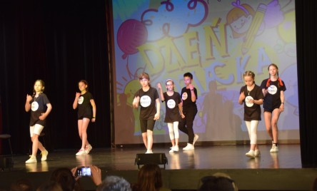 Dzień dziecka z tańcem, teatrem i zabawą