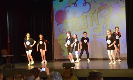 Dzień dziecka z tańcem, teatrem i zabawą