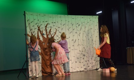 Dzień dziecka z tańcem, teatrem i zabawą