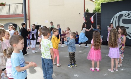 Dzień dziecka z tańcem, teatrem i zabawą