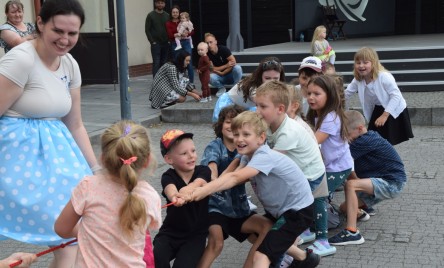 Dzień dziecka z tańcem, teatrem i zabawą