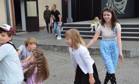 Dzień dziecka z tańcem, teatrem i zabawą