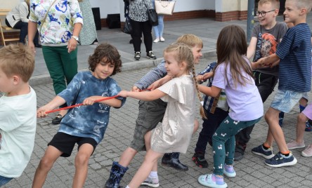 Dzień dziecka z tańcem, teatrem i zabawą