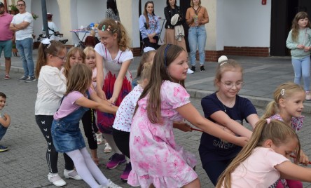 Dzień dziecka z tańcem, teatrem i zabawą