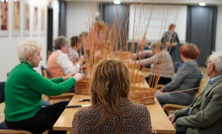 WARSZTATY WIKLINIARSKIE DLA MAŁYCH I DUŻYCH