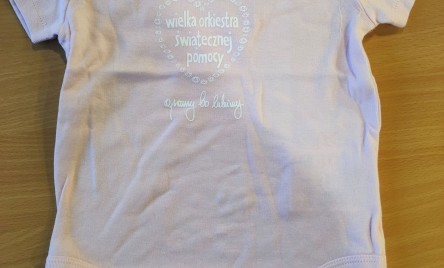Różowe body z nadrukiem  &#34;wielka orkiestra świątecznej pomocy&#34; w rozmiarze 92 cm (18-24m)