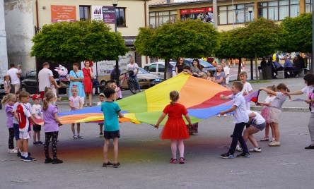 Dzień Dziecka z tańcem, śpiewem i dobrą zabawą