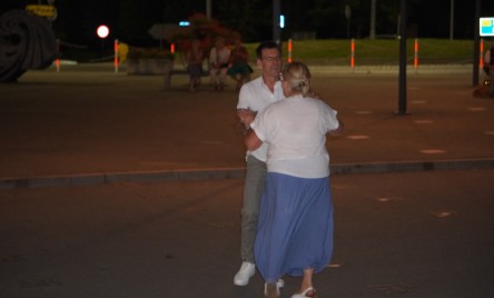 POTAŃCÓWKA NA POŻEGNANIE LATA  z Kapelą Ludową KRĄŻAŁKA 