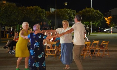 POTAŃCÓWKA NA POŻEGNANIE LATA  z Kapelą Ludową KRĄŻAŁKA 
