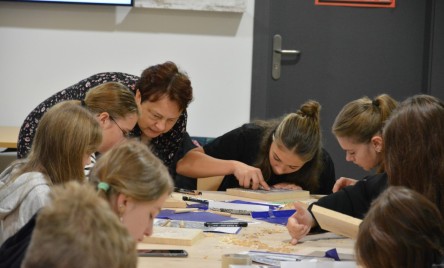  Tradycyjna sztuka drzeworytnicza w ramach projektu "1000-lecie koronacji Bolesława Chrobrego"