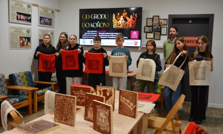  Tradycyjna sztuka drzeworytnicza w ramach projektu "1000-lecie koronacji Bolesława Chrobrego"