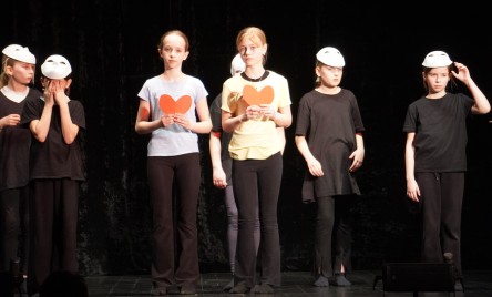 25. POWIATOWY PRZEGLĄD TEATRÓW DZIECIĘCYCH I MŁODZIEŻOWYCH-ELIMINAJCJE POWIATOWE