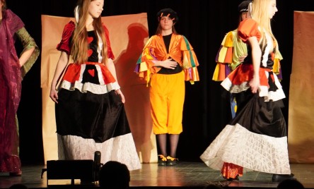 25. POWIATOWY PRZEGLĄD TEATRÓW DZIECIĘCYCH I MŁODZIEŻOWYCH-ELIMINAJCJE POWIATOWE