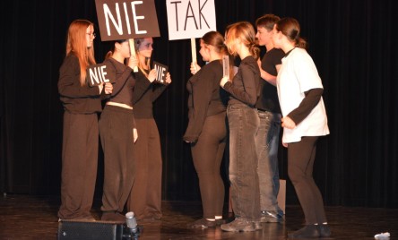 25. POWIATOWY PRZEGLĄD TEATRÓW DZIECIĘCYCH I MŁODZIEŻOWYCH-ELIMINAJCJE POWIATOWE