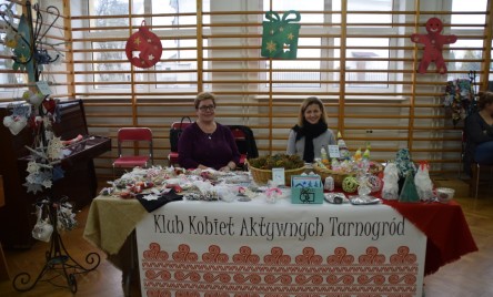 Kiermasz bożonarodzeniowy