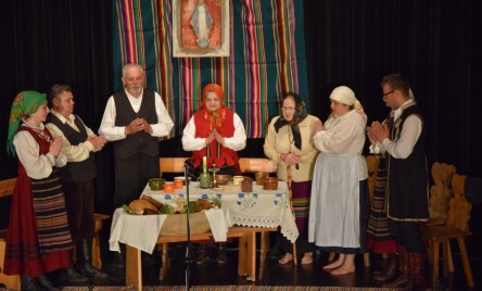 Zespół Folklorystyczny PIĄTKOWY STOK  ze Zwolenia