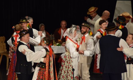 Zespół Regionalny WESELE KRZEMIENICKIE z Krzemienicy, KOŁOCZ