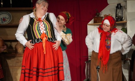Zespół Folklorystyczno – Obrzędowy SOŁTYSKI z Pawłowa (pow. starachowicki, woj. świętokrzyskie) - Swaty 