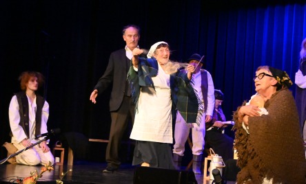 Grupa Teatralna WRZĄSOWICE z Wrząsowic (pow. krakowski, woj. małopolskie) - Adam Mickiewicz - Dziady cz. II