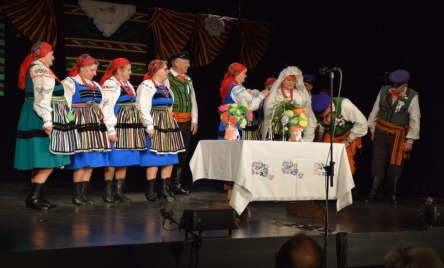 Zespół ZAKUKAŁA KUKUŁECKA z Gałek Rusinowskich /pow. przysuski, woj. mazowieckie/ - Wyprowadzenie do ślubu 