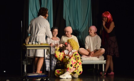 Twój Teatr. Teatr Dorosłych z Praszki (pow. oleski, woj. opolskie) - Historia małego show 