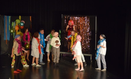 Twój Teatr. Teatr Dorosłych z Praszki (pow. oleski, woj. opolskie) - Historia małego show 