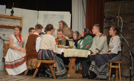 Szkolne Koło Teatralne KORALE z ZSCKR w Korolówce-Osadzie, CHRZCINY JAGNY