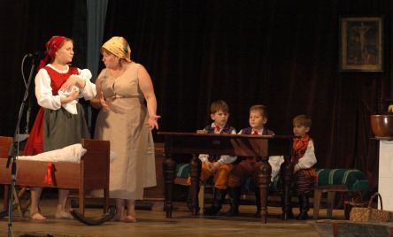 Teatr Młodych im. Wojciecha Bogusławskiego z Lubochni, TAK DAWNIEJ CHRZCZONO DZIECI 