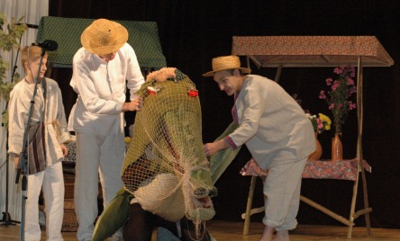 Teatr Obrzędowy CZELADOŃKA z Lubenki, BAŚŃ O BIALSKIM SMOKU