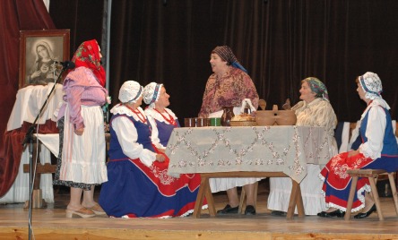 Teatr Obrzędowy LUBOMINIANKI z Boniewa, JAK TO DAWNIEJ WESOŁO BYWAŁO 