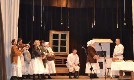 Zespół Folklorystyczny FOLUSZ z Giedlarowej, KOLĘDA NA TRZECH KRÓLI 