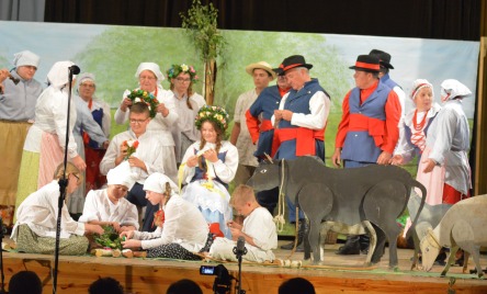 Zespół Folklorystyczny SMÓLNIK ze Smólnika, KRÓL PASTERZY 