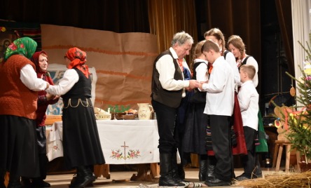 Zespół GRABOWIANKI z Grabowa, WIGILIJNY DZIEŃ W GRABOWIE