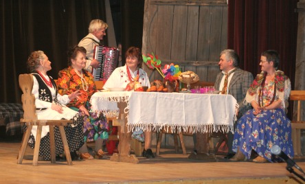 Zespół Obrzędowo-Teatralny KRÓLICZANIE z Królika Polskiego - pow. krośnieński, woj. podkarpackie - ODPUST W PARAFII (2)