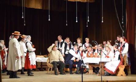 Zespół Regionalny WESELE KRZEMIENICKIE z Krzemienicy, WESELE WIEJSKIE - DZIEŃ ŚLUBU 