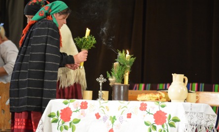 Zespół Śpiewaczo-Obrzędowy KORZENIE z Łaguszowa, MATKI BOŻEJ GROMNICZNEJ 