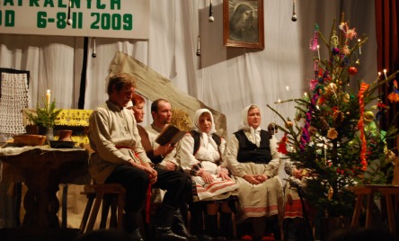 Zespół WYRYKOWIACY z Wyryk - pow. włodawski, woj. lubelskie - WIECZÓR WIGILIJNY NASZYCH PRAOJCÓW (2)